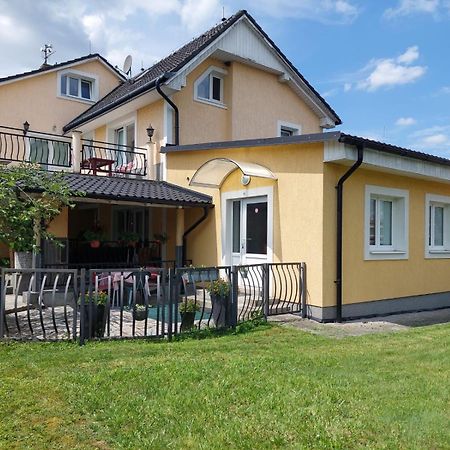 Penzion Slunce Česká Lípa Buitenkant foto